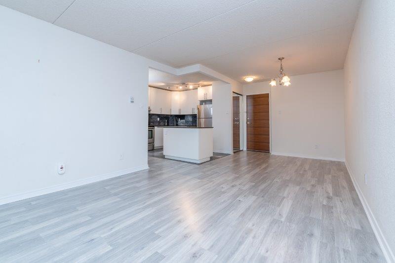 605, 735 12 Ave SW, Calgary, 2 Bedrooms Bedrooms, ,1 BathroomBathrooms,Condos/Townhouses,Rented,Stonehaven,605, 735 12 Ave SW,1957