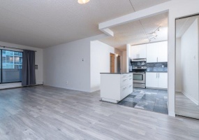 605, 735 12 Ave SW, Calgary, 2 Bedrooms Bedrooms, ,1 BathroomBathrooms,Condos/Townhouses,For Rent,Stonehaven,605, 735 12 Ave SW,1957