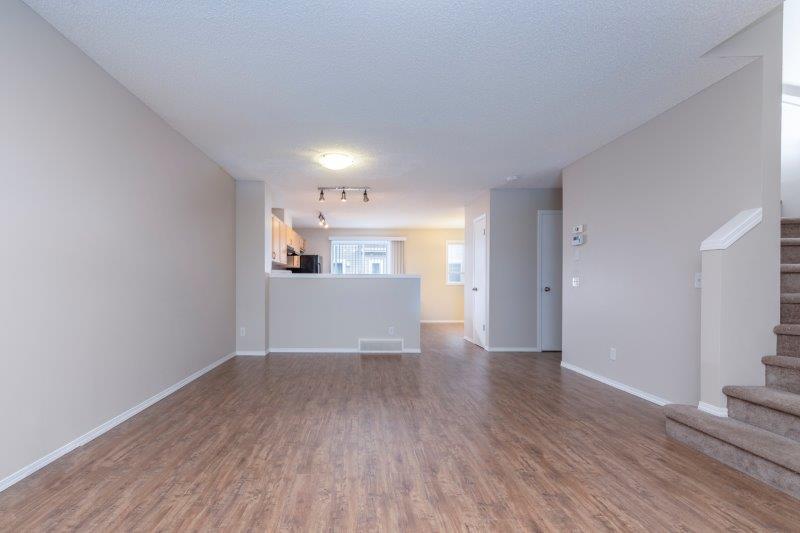 93 Tuscany Court Northwest, Calgary, 2 Bedrooms Bedrooms, ,2.5 BathroomsBathrooms,Condos/Townhouses,For Rent,Mosaic Mercado,93 Tuscany Court Northwest,2153