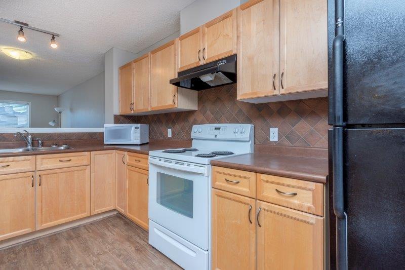 93 Tuscany Court Northwest, Calgary, 2 Bedrooms Bedrooms, ,2.5 BathroomsBathrooms,Condos/Townhouses,For Rent,Mosaic Mercado,93 Tuscany Court Northwest,2153