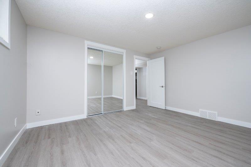 6036B 4 Street Northeast, Calgary, 2 Bedrooms Bedrooms, ,1 BathroomBathrooms,Houses,Rented,6036B 4 Street Northeast,-1,2711