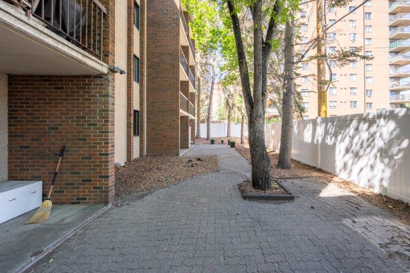 103, 220 26 Avenue Southwest, Calgary, 2 Bedrooms Bedrooms, ,2 BathroomsBathrooms,Condos/Townhouses,Rented,River's Edge,103, 220 26 Avenue Southwest,2733