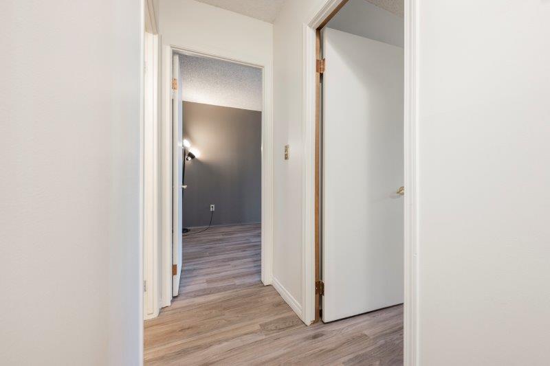 103, 220 26 Avenue Southwest, Calgary, 2 Bedrooms Bedrooms, ,2 BathroomsBathrooms,Condos/Townhouses,Rented,River's Edge,103, 220 26 Avenue Southwest,2733