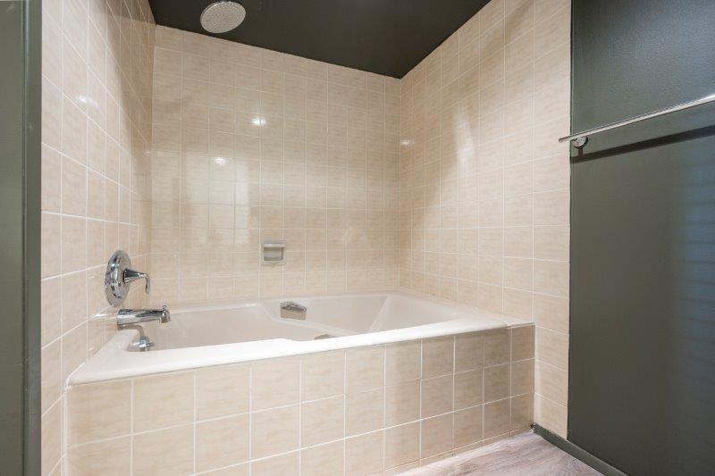 103, 220 26 Avenue Southwest, Calgary, 2 Bedrooms Bedrooms, ,2 BathroomsBathrooms,Condos/Townhouses,Rented,River's Edge,103, 220 26 Avenue Southwest,2733