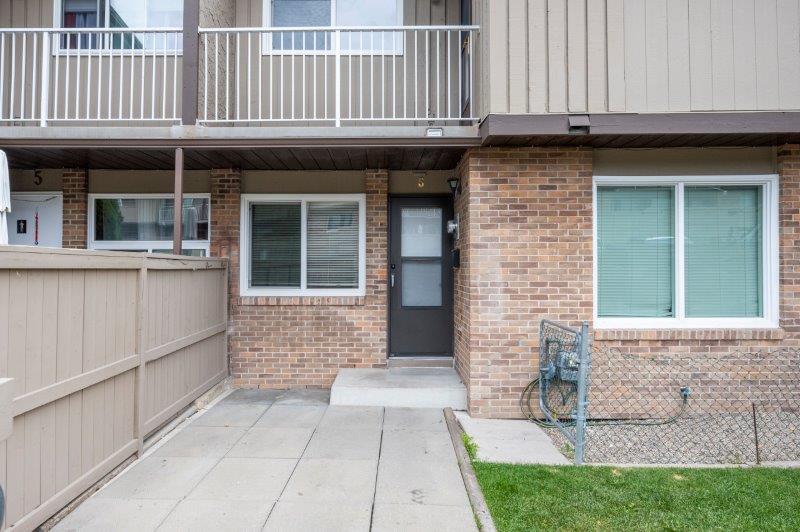 6, 1055 72 Avenue Northwest, Calgary, 2 Bedrooms Bedrooms, ,1 BathroomBathrooms,Condos/Townhouses,For Rent,Huntington Ridge,6, 1055 72 Avenue Northwest,2739