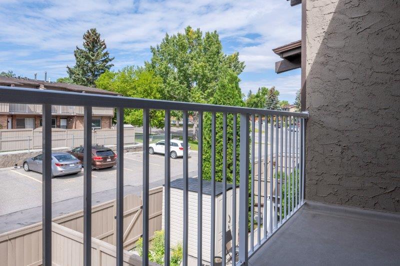 6, 1055 72 Avenue Northwest, Calgary, 2 Bedrooms Bedrooms, ,1 BathroomBathrooms,Condos/Townhouses,For Rent,Huntington Ridge,6, 1055 72 Avenue Northwest,2739