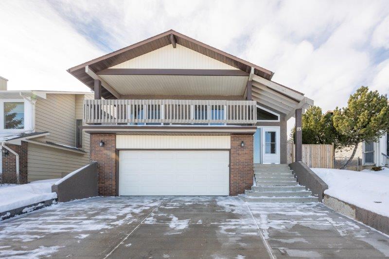 83 Beacham Way NW, Calgary, 3 Bedrooms Bedrooms, ,2 BathroomsBathrooms,Houses,For Rent,83 Beacham Way NW,2856