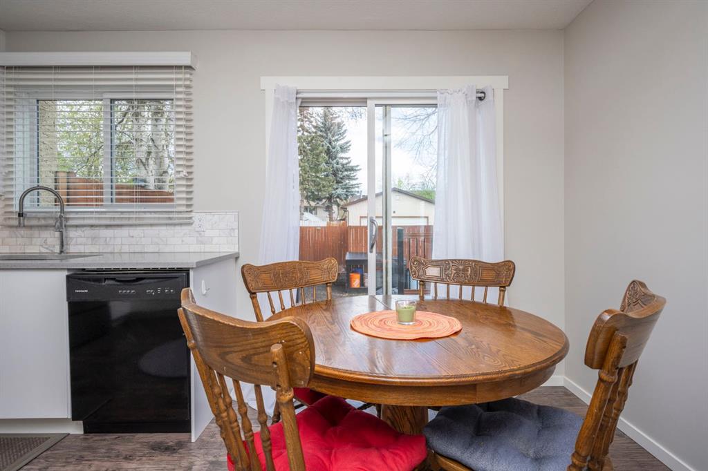 77 Edgeford Way NW, Calgary, 3 Bedrooms Bedrooms, ,1 BathroomBathrooms,Houses,Sold,2915