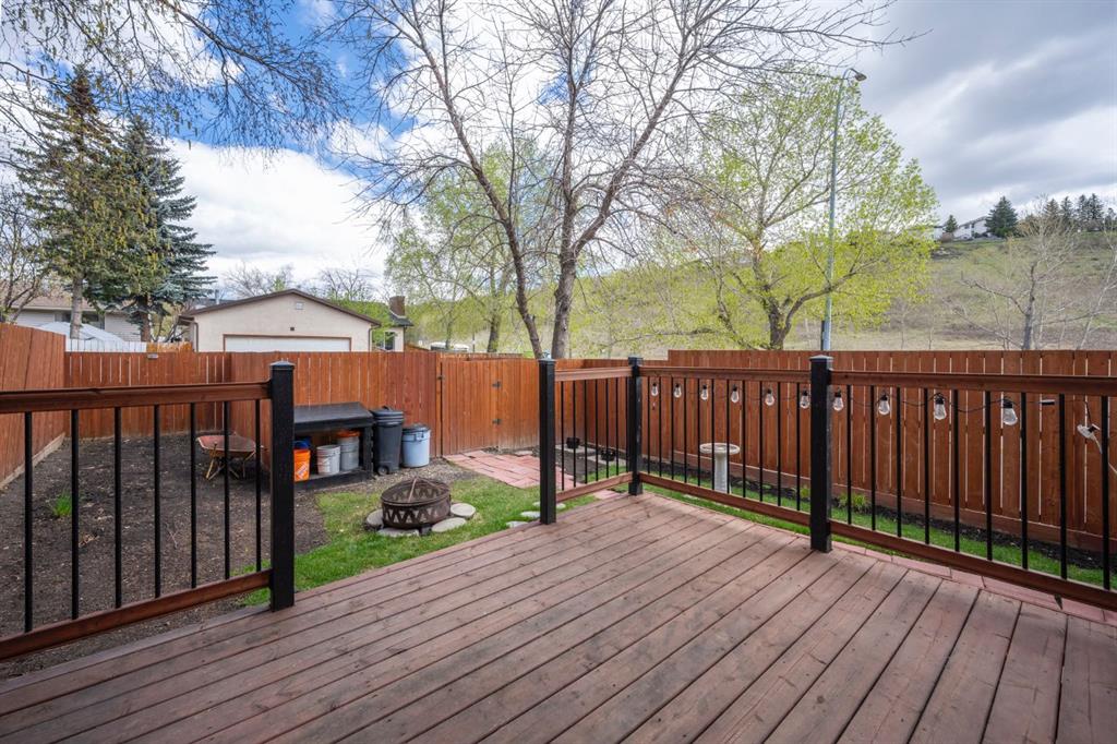 77 Edgeford Way NW, Calgary, 3 Bedrooms Bedrooms, ,1 BathroomBathrooms,Houses,Sold,2915