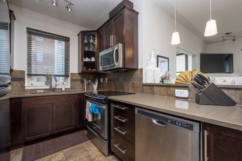 308, 35 Inglewood Park SE, Calgary, 2.5 Bedrooms Bedrooms, ,2 BathroomsBathrooms,Condos/Townhouses,Rented,Grande House,308, 35 Inglewood Park SE,2916