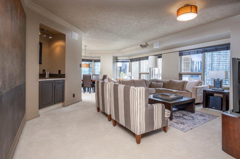 1230, 720 13 Avenue Southwest, Calgary, 2 Bedrooms Bedrooms, ,2 BathroomsBathrooms,Condos/Townhouses,Rented,The Estate,1230, 720 13 Avenue Southwest,2920