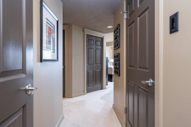 1230, 720 13 Avenue Southwest, Calgary, 2 Bedrooms Bedrooms, ,2 BathroomsBathrooms,Condos/Townhouses,Rented,The Estate,1230, 720 13 Avenue Southwest,2920