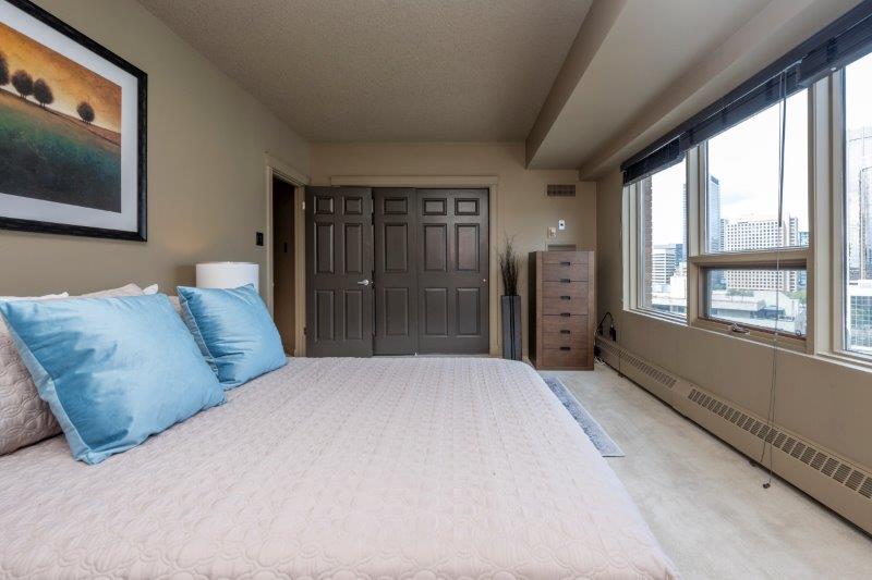 1230, 720 13 Avenue Southwest, Calgary, 2 Bedrooms Bedrooms, ,2 BathroomsBathrooms,Condos/Townhouses,Rented,The Estate,1230, 720 13 Avenue Southwest,2920