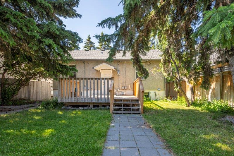 1422 11 Ave SE, Calgary, 4 Bedrooms Bedrooms, ,2 BathroomsBathrooms,Houses,Rented,1422 11 Ave SE,2935