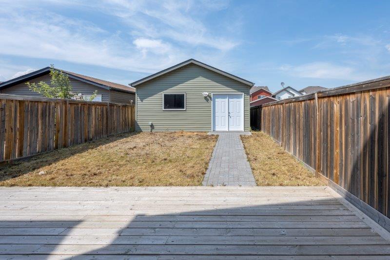 38 Auburn Bay View SE, Calgary, 3 Bedrooms Bedrooms, ,2.5 BathroomsBathrooms,Houses,For Rent,38 Auburn Bay View SE,2946