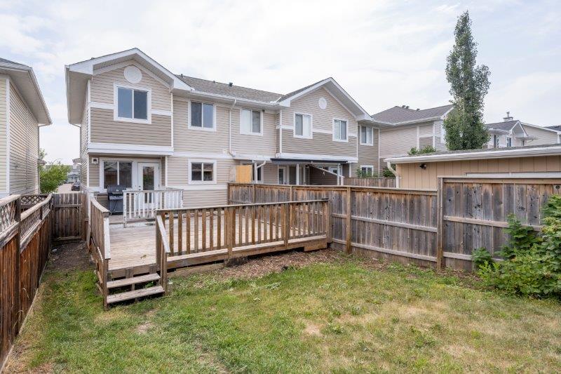 164 Bridleridge Gardens SW, Calgary, 3 Bedrooms Bedrooms, ,1.5 BathroomsBathrooms,Houses,Rented,164 Bridleridge Gardens SW,2951