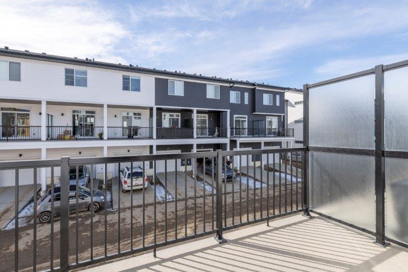 24 Walgrove Common SE, Calgary, 2 Bedrooms Bedrooms, ,2 BathroomsBathrooms,Condos/Townhouses,Rented,Holland Park,2956