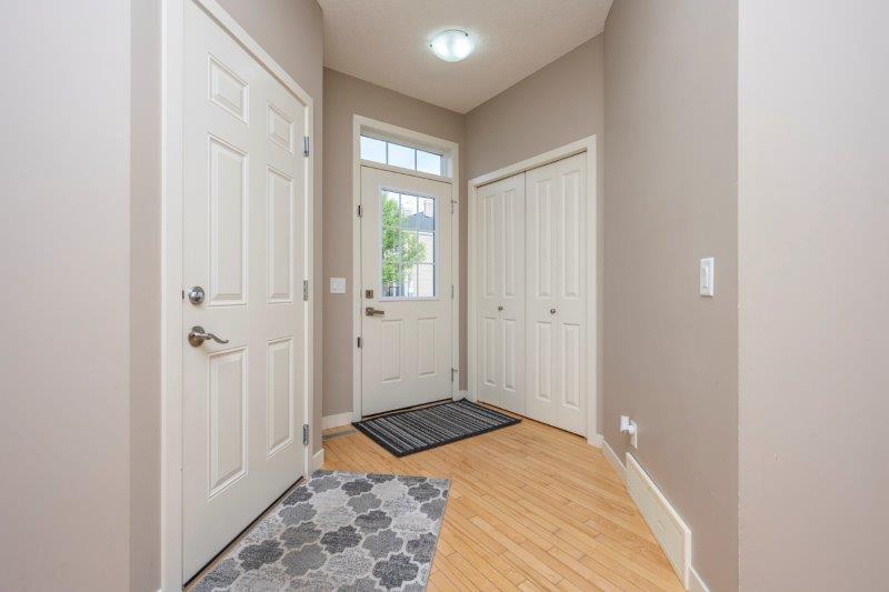 901, 155 Silverado Skies Link Southwest, Calgary, 3 Bedrooms Bedrooms, ,2.5 BathroomsBathrooms,Condos/Townhouses,Rented,Silver sky Court,901, 155 Silverado Skies Link Southwest,2962