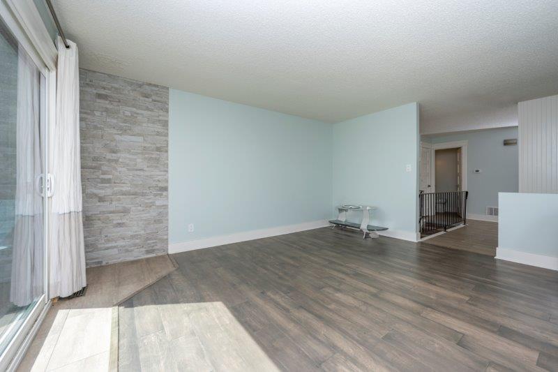 126 38A Avenue Southwest, Calgary, 3 Bedrooms Bedrooms, ,1.5 BathroomsBathrooms,Houses,Rented,126 38A Avenue Southwest,2965