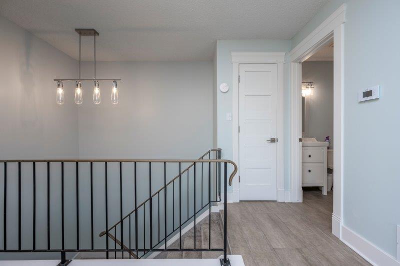 126 38A Avenue Southwest, Calgary, 3 Bedrooms Bedrooms, ,1.5 BathroomsBathrooms,Houses,Rented,126 38A Avenue Southwest,2965