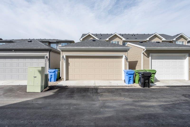 213 Carrington Blvd NW, Calgary, 3 Bedrooms Bedrooms, ,2.5 BathroomsBathrooms,Condos/Townhouses,Rented,213 Carrington Blvd NW,2966