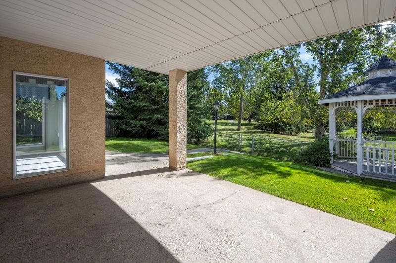 162 Schiller Crescent NW, Calgary, 4 Bedrooms Bedrooms, ,3.5 BathroomsBathrooms,Houses,For Rent,162 Schiller Crescent NW,2975