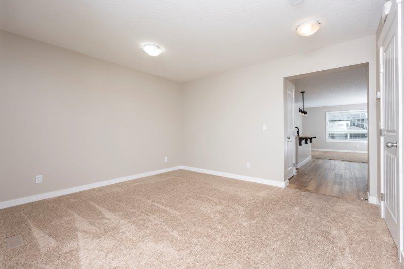 19 Legacy Gate SE, Calgary, 3 Bedrooms Bedrooms, ,2.5 BathroomsBathrooms,Houses,For Rent,19 Legacy Gate SE,2985