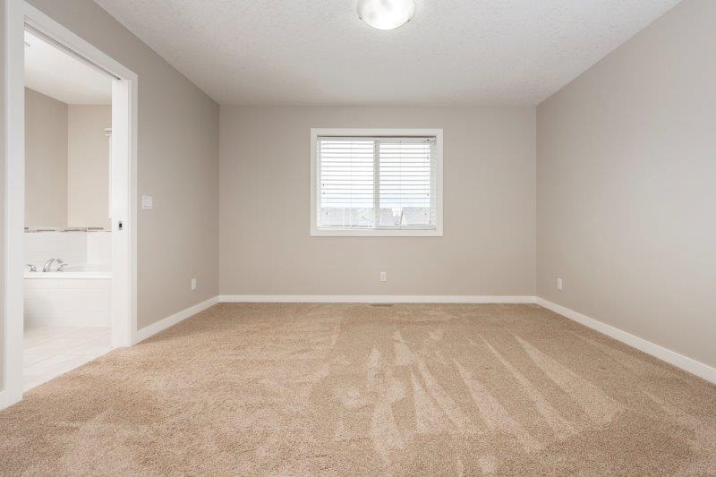 19 Legacy Gate SE, Calgary, 3 Bedrooms Bedrooms, ,2.5 BathroomsBathrooms,Houses,For Rent,19 Legacy Gate SE,2985