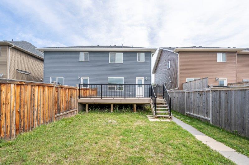 19 Legacy Gate SE, Calgary, 3 Bedrooms Bedrooms, ,2.5 BathroomsBathrooms,Houses,For Rent,19 Legacy Gate SE,2985