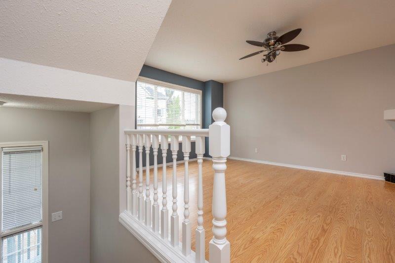 33, 49 Rocky Ridge Gate Northwest, Calgary, 2 Bedrooms Bedrooms, ,2.5 BathroomsBathrooms,Condos/Townhouses,For Rent,The Edge At Rocky Ridge Ranch ,33, 49 Rocky Ridge Gate Northwest,2987