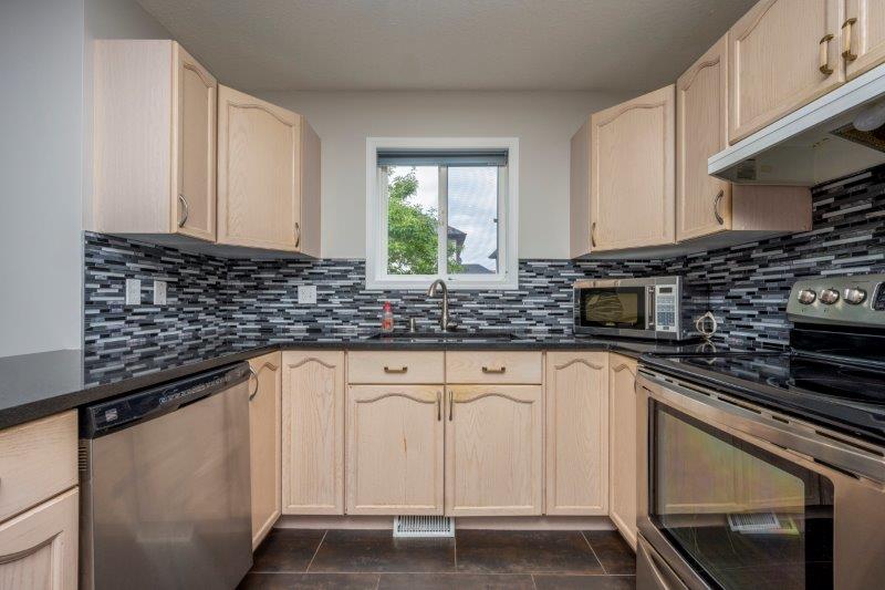 33, 49 Rocky Ridge Gate Northwest, Calgary, 2 Bedrooms Bedrooms, ,2.5 BathroomsBathrooms,Condos/Townhouses,For Rent,The Edge At Rocky Ridge Ranch ,33, 49 Rocky Ridge Gate Northwest,2987