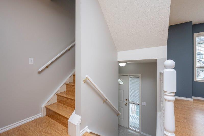 33, 49 Rocky Ridge Gate Northwest, Calgary, 2 Bedrooms Bedrooms, ,2.5 BathroomsBathrooms,Condos/Townhouses,For Rent,The Edge At Rocky Ridge Ranch ,33, 49 Rocky Ridge Gate Northwest,2987