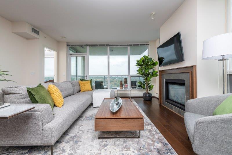 1813, 222 Riverfront Avenue Southwest, Calgary, 2 Bedrooms Bedrooms, ,2 BathroomsBathrooms,Condos/Townhouses,Rented,Waterfront,1813, 222 Riverfront Avenue Southwest,2992