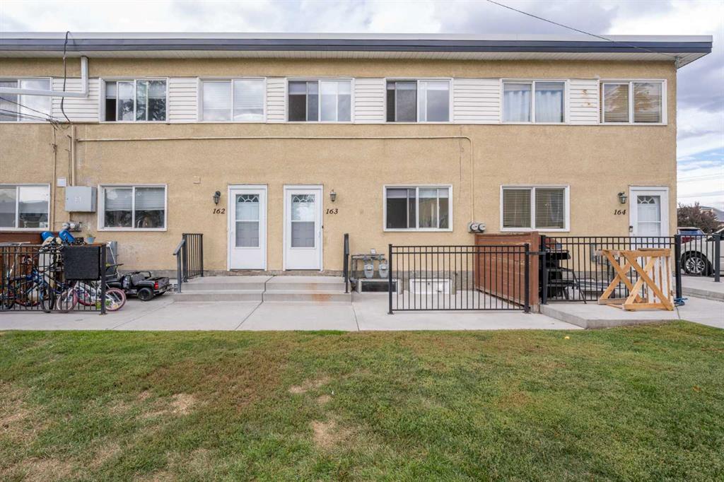 #163, 2211 19 Street NE, Calgary, 3 Bedrooms Bedrooms, ,1 BathroomBathrooms,Condos/Townhouses,Sold,1,2995