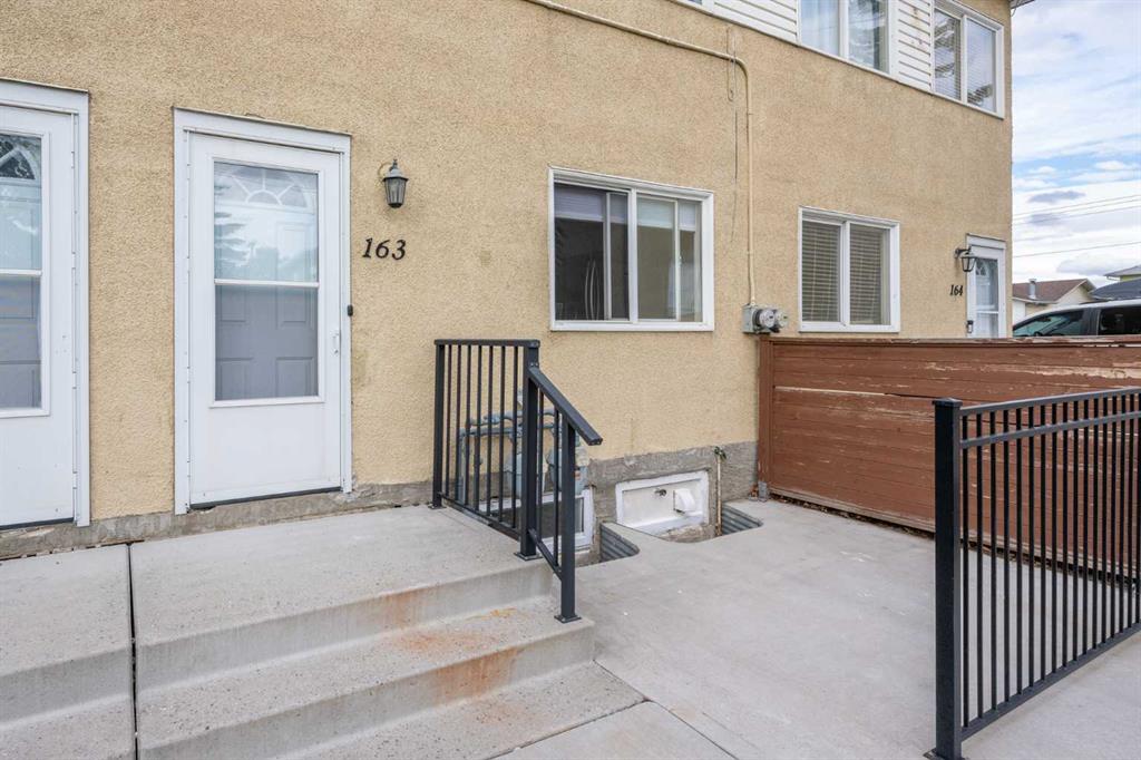 #163, 2211 19 Street NE, Calgary, 3 Bedrooms Bedrooms, ,1 BathroomBathrooms,Condos/Townhouses,Sold,1,2995