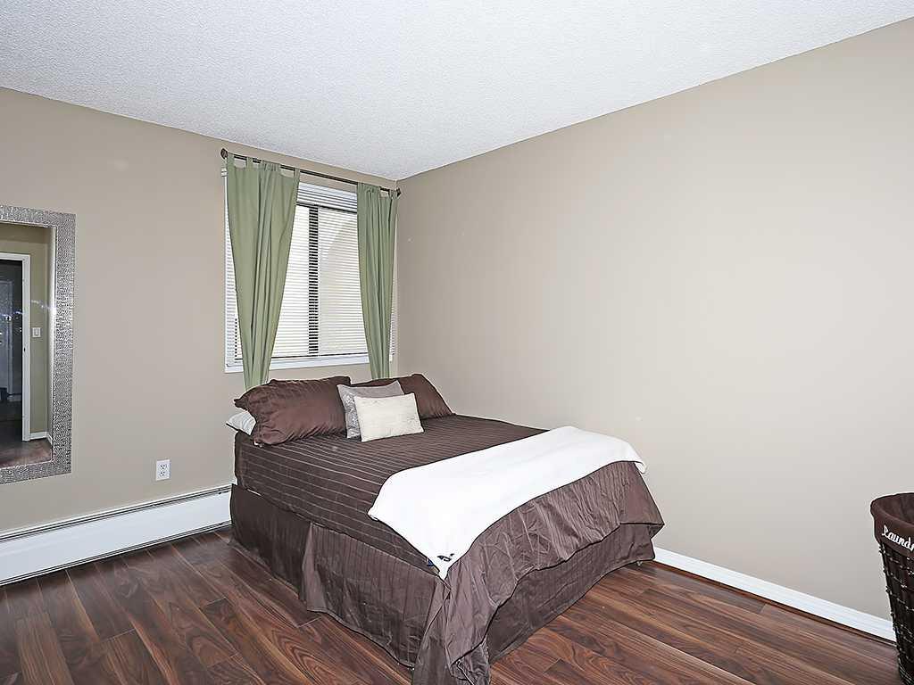 301, 1334 12 Ave SW, Calgary, 2 Bedrooms Bedrooms, ,1 BathroomBathrooms,Condos/Townhouses,Sold,The Ravenwood,3,3004