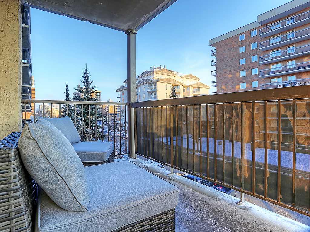 301, 1334 12 Ave SW, Calgary, 2 Bedrooms Bedrooms, ,1 BathroomBathrooms,Condos/Townhouses,Sold,The Ravenwood,3,3004