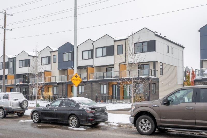 412, 8535 19 Avenue Southeast, Calgary, 3 Bedrooms Bedrooms, ,2.5 BathroomsBathrooms,Condos/Townhouses,For Rent,EAST HILLS CROSSING ,412, 8535 19 Avenue Southeast,3032