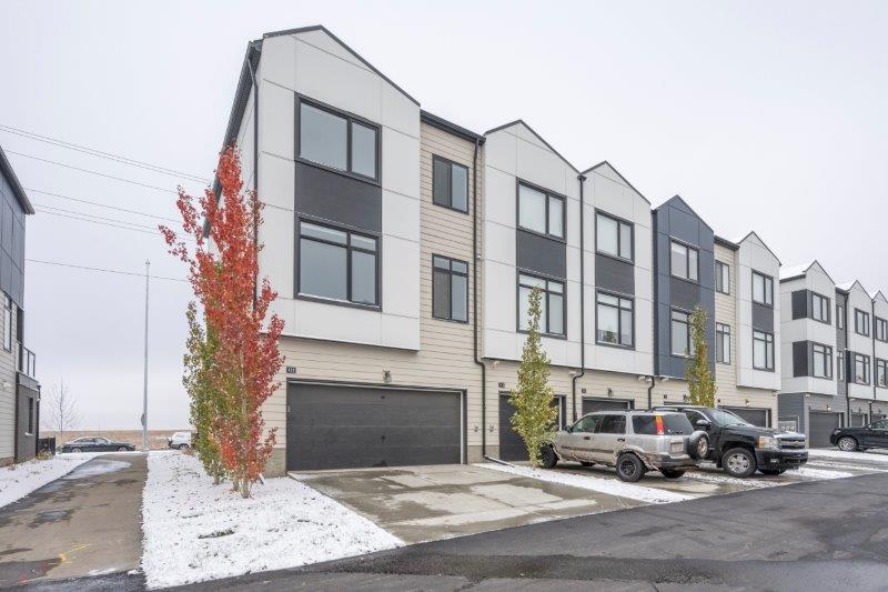 412, 8535 19 Avenue Southeast, Calgary, 3 Bedrooms Bedrooms, ,2.5 BathroomsBathrooms,Condos/Townhouses,For Rent,EAST HILLS CROSSING ,412, 8535 19 Avenue Southeast,3032