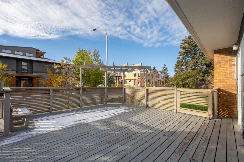 2838 26 Street Southwest, Calgary, 3 Bedrooms Bedrooms, ,2.5 BathroomsBathrooms,Houses,For Rent,2838 26 Street Southwest,3037