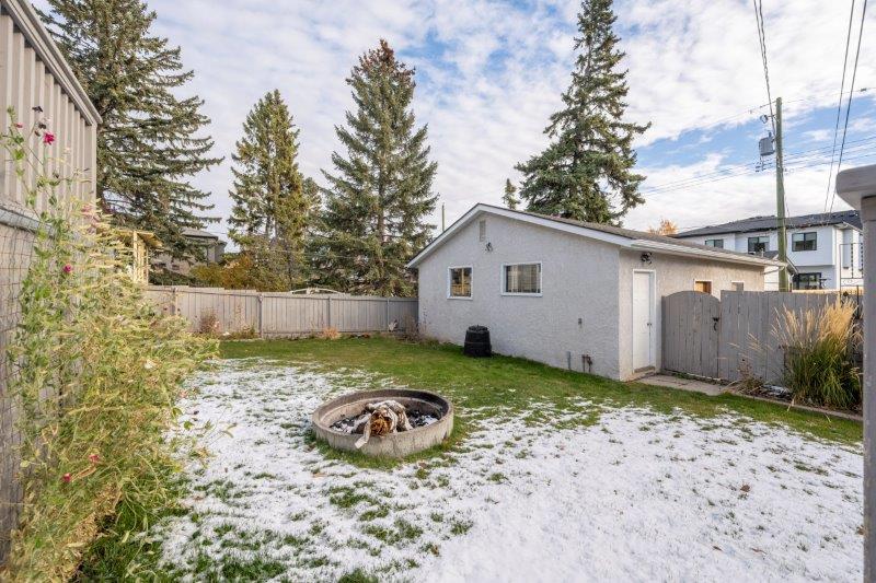 2838 26 Street Southwest, Calgary, 3 Bedrooms Bedrooms, ,2.5 BathroomsBathrooms,Houses,For Rent,2838 26 Street Southwest,3037