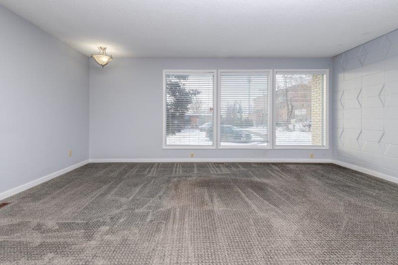 1414 Nutana Pl NW, Calgary, 4 Bedrooms Bedrooms, ,1.5 BathroomsBathrooms,Houses,Rented,1414 Nutana Pl NW,3046