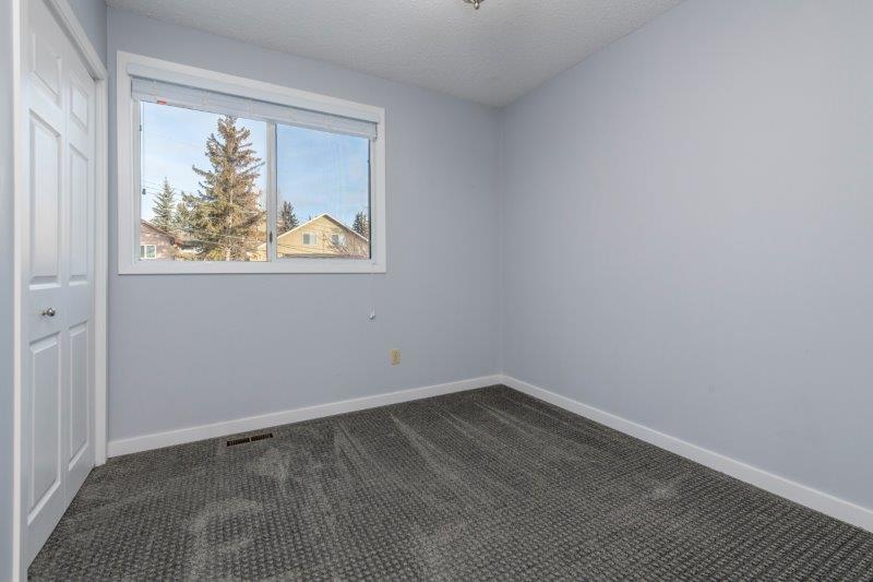 1414 Nutana Pl NW, Calgary, 4 Bedrooms Bedrooms, ,1.5 BathroomsBathrooms,Houses,Rented,1414 Nutana Pl NW,3046