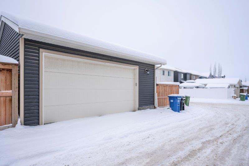 1745 Legacy Cir SE, Calgary, 4 Bedrooms Bedrooms, ,3.5 BathroomsBathrooms,Houses,Rented,1745 Legacy Cir SE,3070