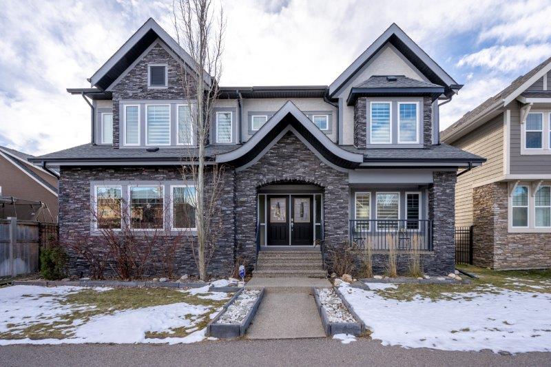 8207 9 Avenue Southwest, Calgary, 4 Bedrooms Bedrooms, ,3.5 BathroomsBathrooms,Houses,For Rent,8207 9 Avenue Southwest,3076