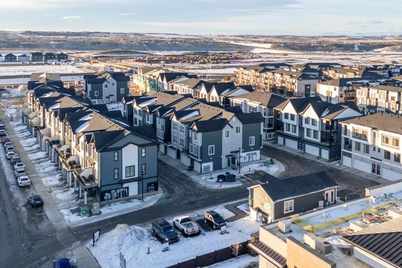 297, 380 Seton Villas Southeast, Calgary, 2 Bedrooms Bedrooms, ,2.5 BathroomsBathrooms,Condos/Townhouses,For Rent,Brightside Townhouse,297, 380 Seton Villas Southeast,3095