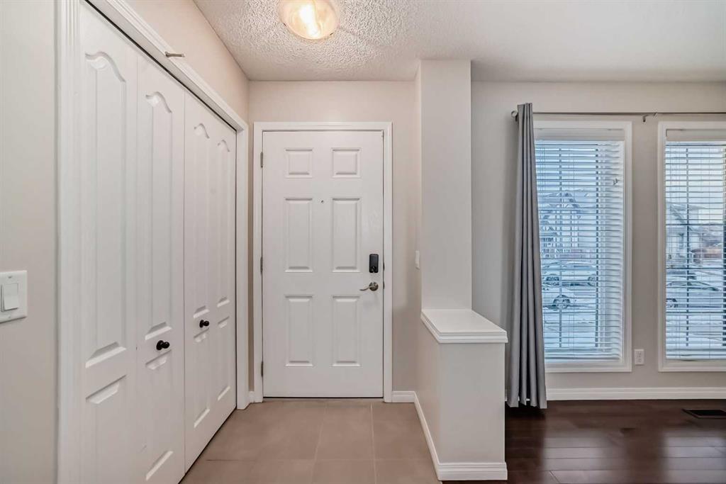 233 Elgin Meadows Park SE, Calgary, 3 Bedrooms Bedrooms, ,2 BathroomsBathrooms,Condos/Townhouses,For Sale,3098