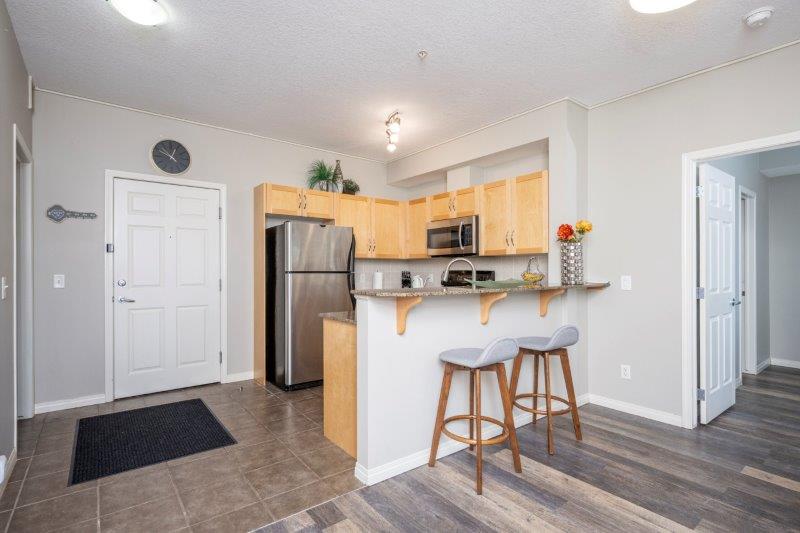 205, 5720 2 Street SW, Calgary, 2 Bedrooms Bedrooms, ,2 BathroomsBathrooms,Condos/Townhouses,For Rent,Manchester Place,205, 5720 2 Street SW,3106