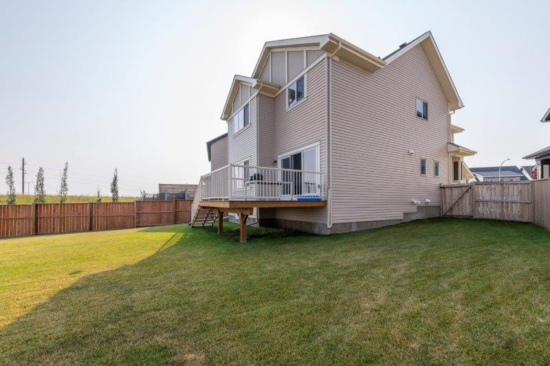 26 Copperpond Heath SE, Calgary, 3 Bedrooms Bedrooms, ,2 BathroomsBathrooms,Houses,For Sale,3110