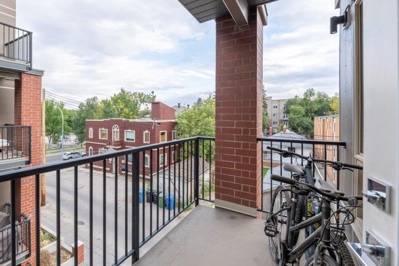 320, 305 18 Ave SW, Calgary, 1 Bedroom Bedrooms, ,1 BathroomBathrooms,Condos/Townhouses,Rented,District,320, 305 18 Ave SW,3111